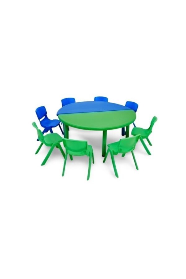 Mesa com Sete Cadeiras de Polipropileno - Imagem 2